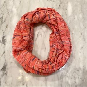 Lightweight scarf